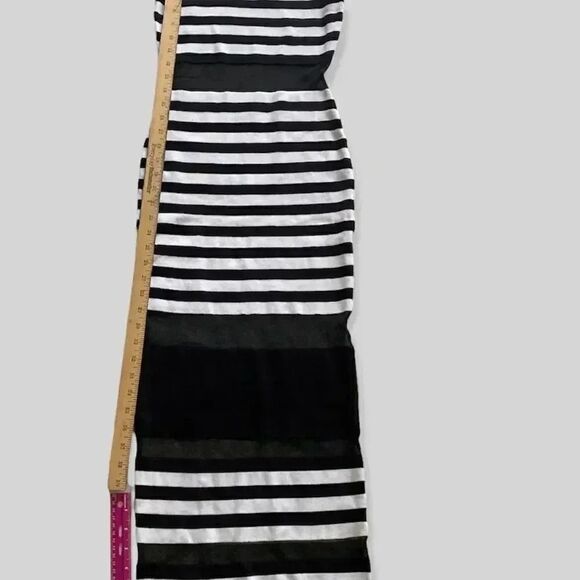 Fashion Nova Maxi dress - Picture 7 of 9